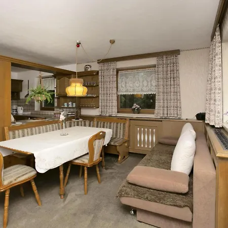 Apartment In W Ngle Tyrol With Walking Trails Near
